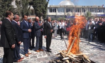 Kızıltepe'de Açık Alanda ilk Resmi Newroz Kutlaması